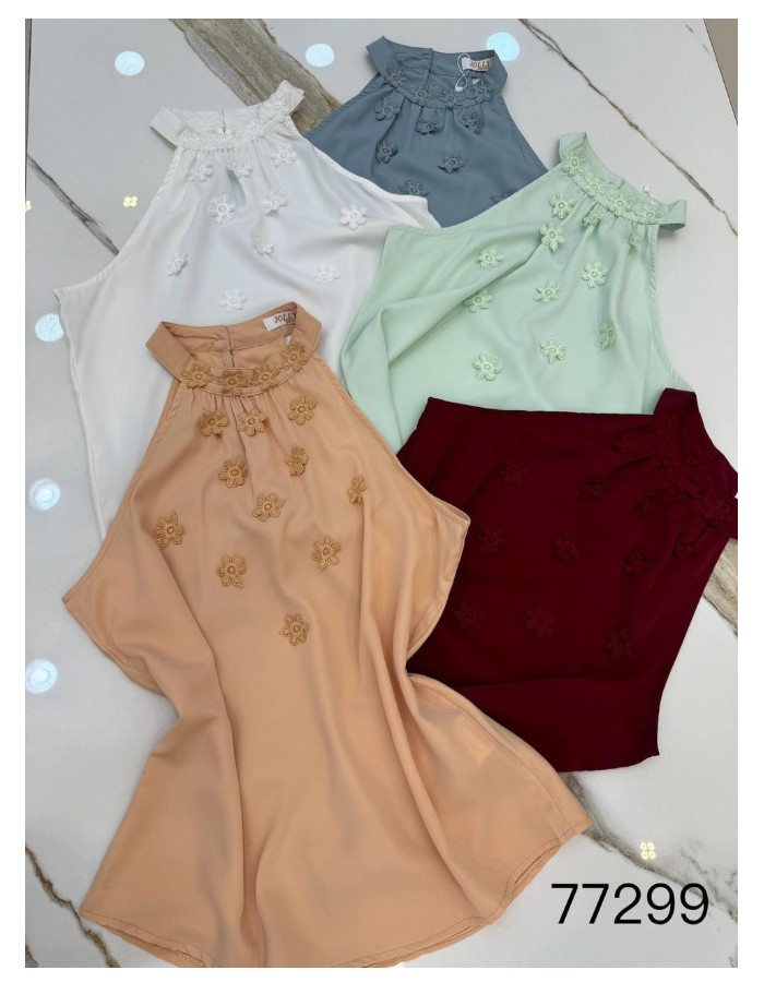 Blusa tecido crepe seda Com aplique de flor 